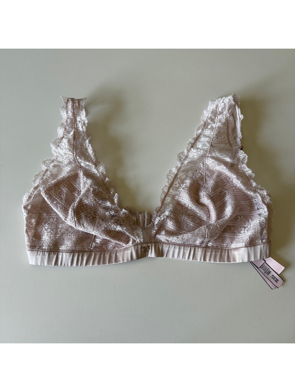 Victoria's Secret Lace Bralette Baby Pink Coquette Sz Medium DD Lace Lingerie